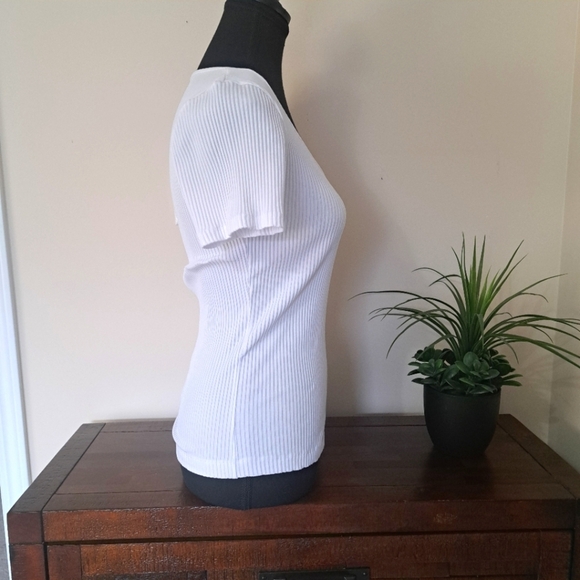 Wilfred White Ribbed Top Scoop Neck Short Sleeved Tee Fitted - Picture 2 of 11